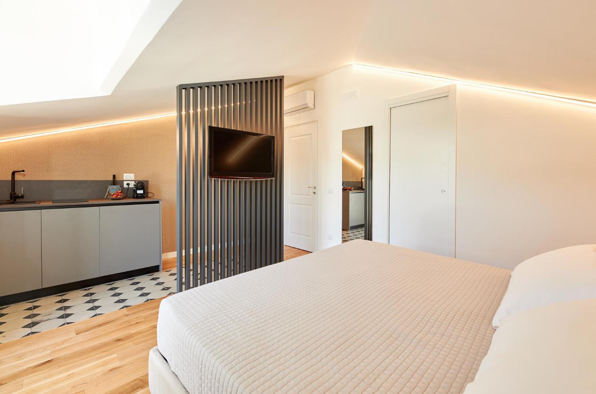 Villa Rosa Residence Санта-Мария-ди-Кастеллабате Экстерьер фото
